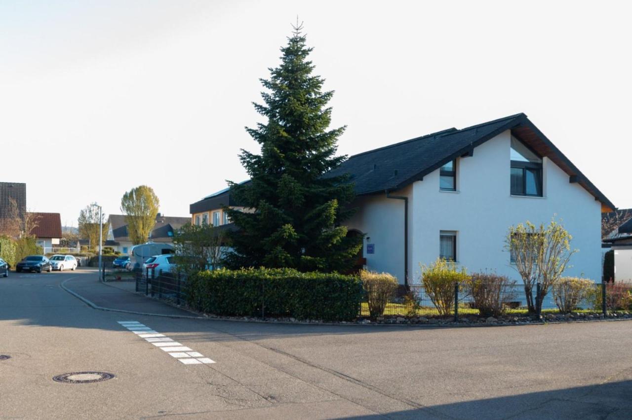 Ferienwohnung Angelika Degerfelden Экстерьер фото